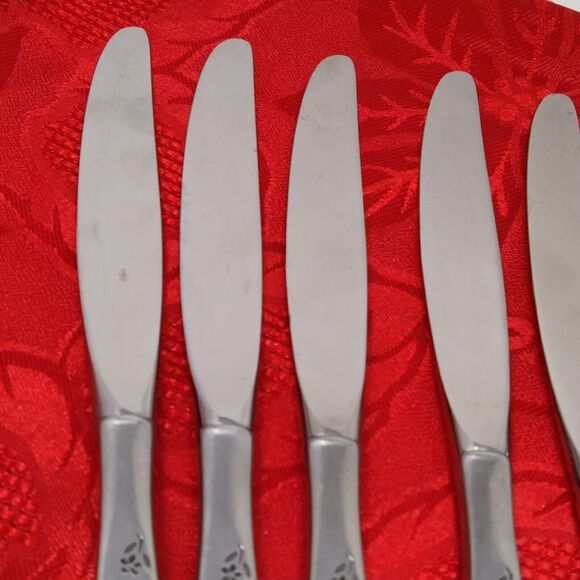 8 Stainless Steel Butter Knives Floret by Easterling Tuscan Ware Flatware 9" - Picture 6 of 12